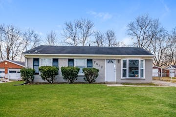 7512 Greenwood Rd Louisville, KY 40258